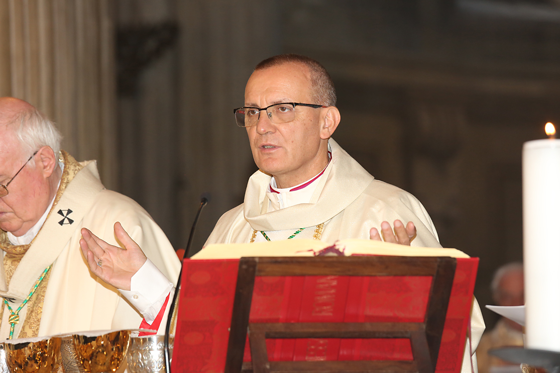 Monsignor Marco Prastaro Vescovo di Asti_326.jpg